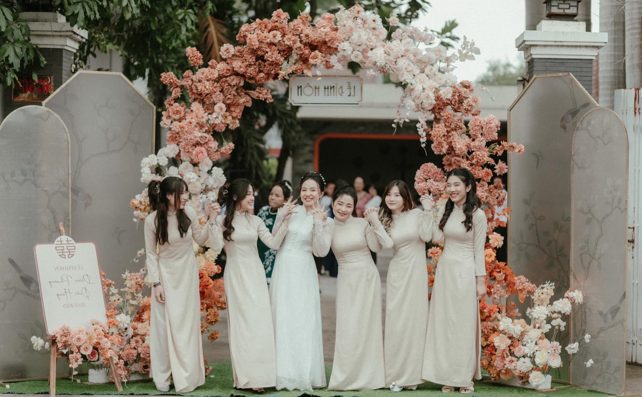 Cổng Cưới