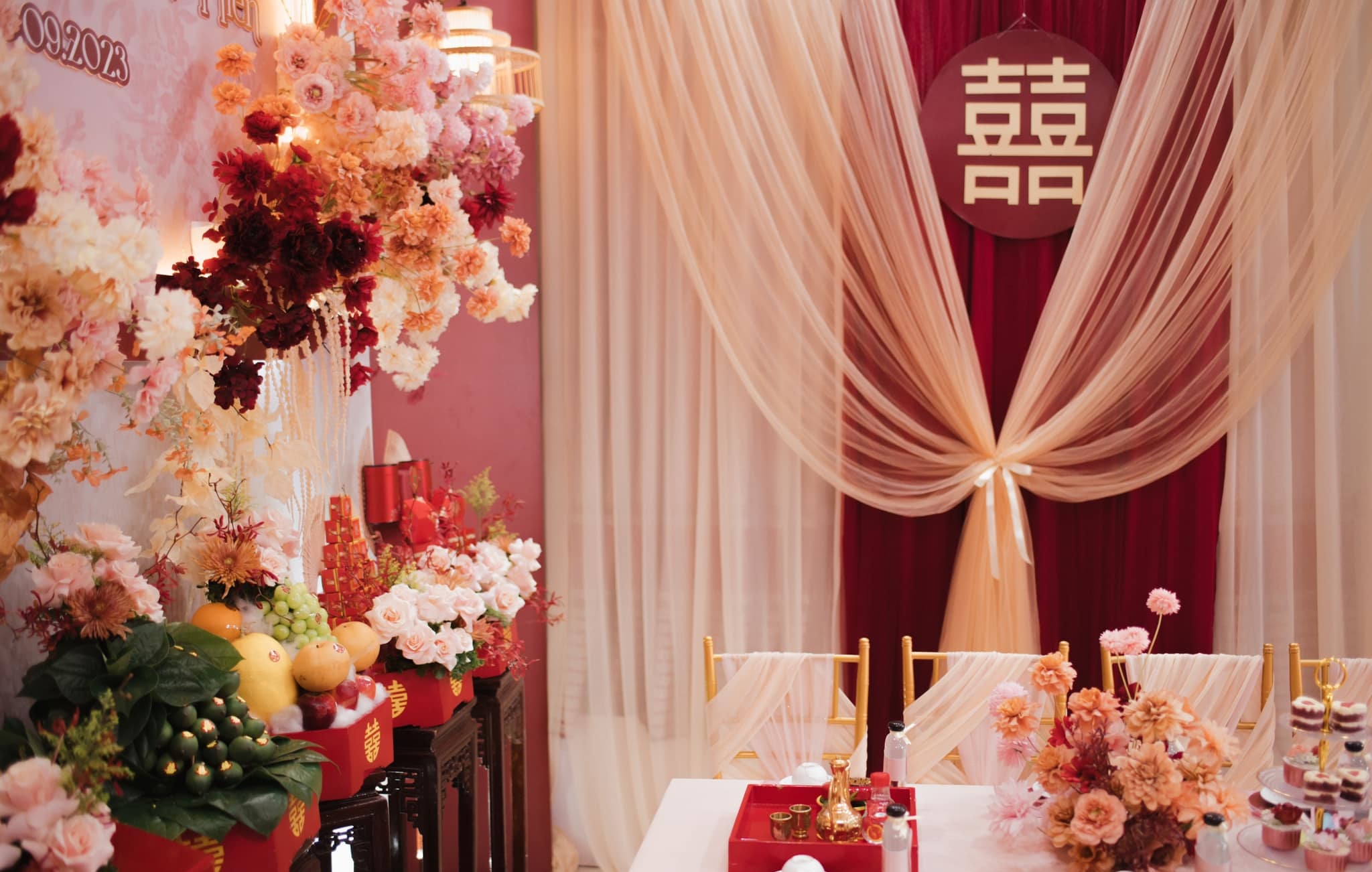 Góc decor tráp cưới chữ Hỷ