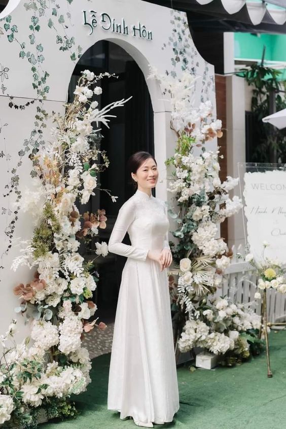 Tone Trắng